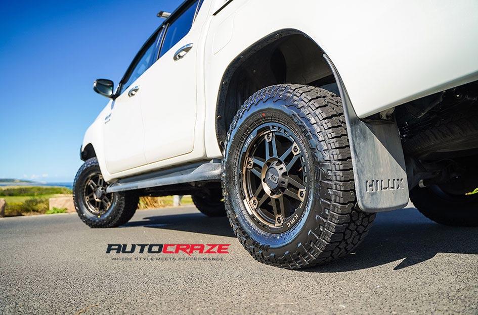 TOYOTA HILUX N80 4WD SPY XD 2 SATIN BLACK DARK TINT 